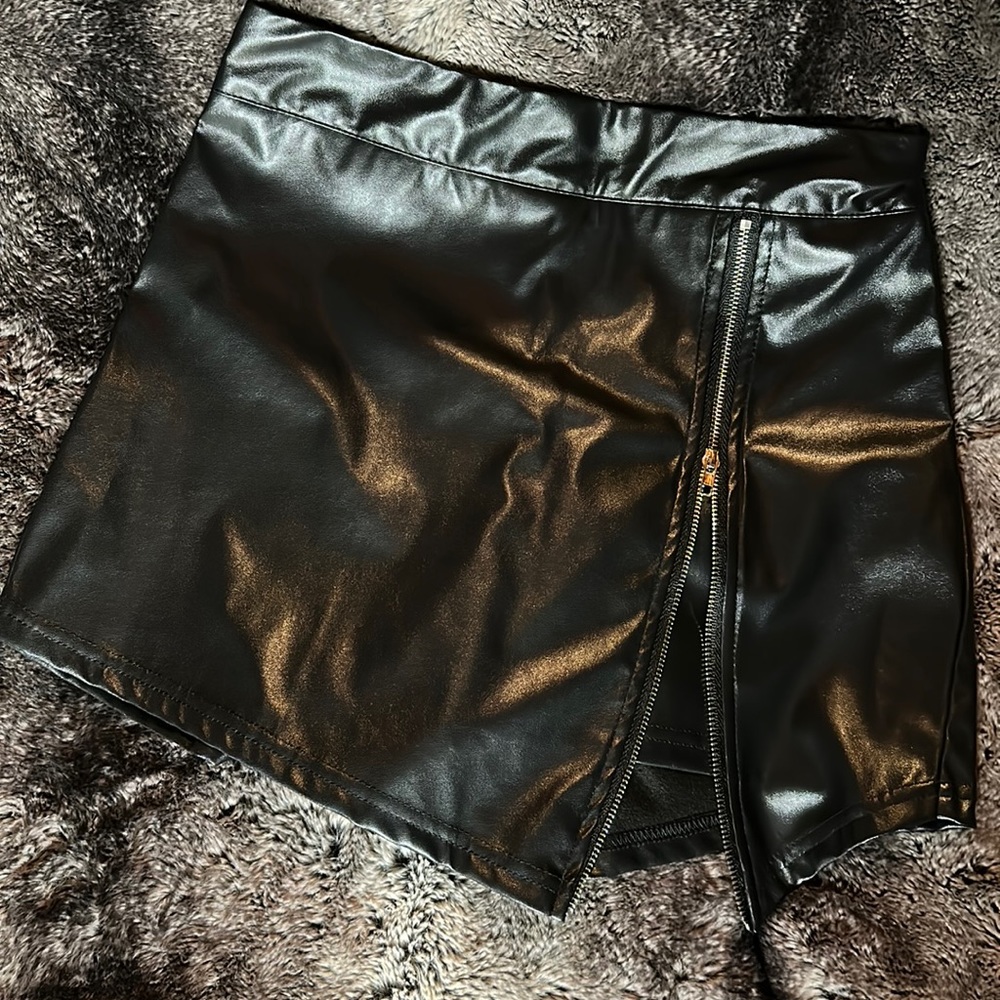 Fashion nova skort